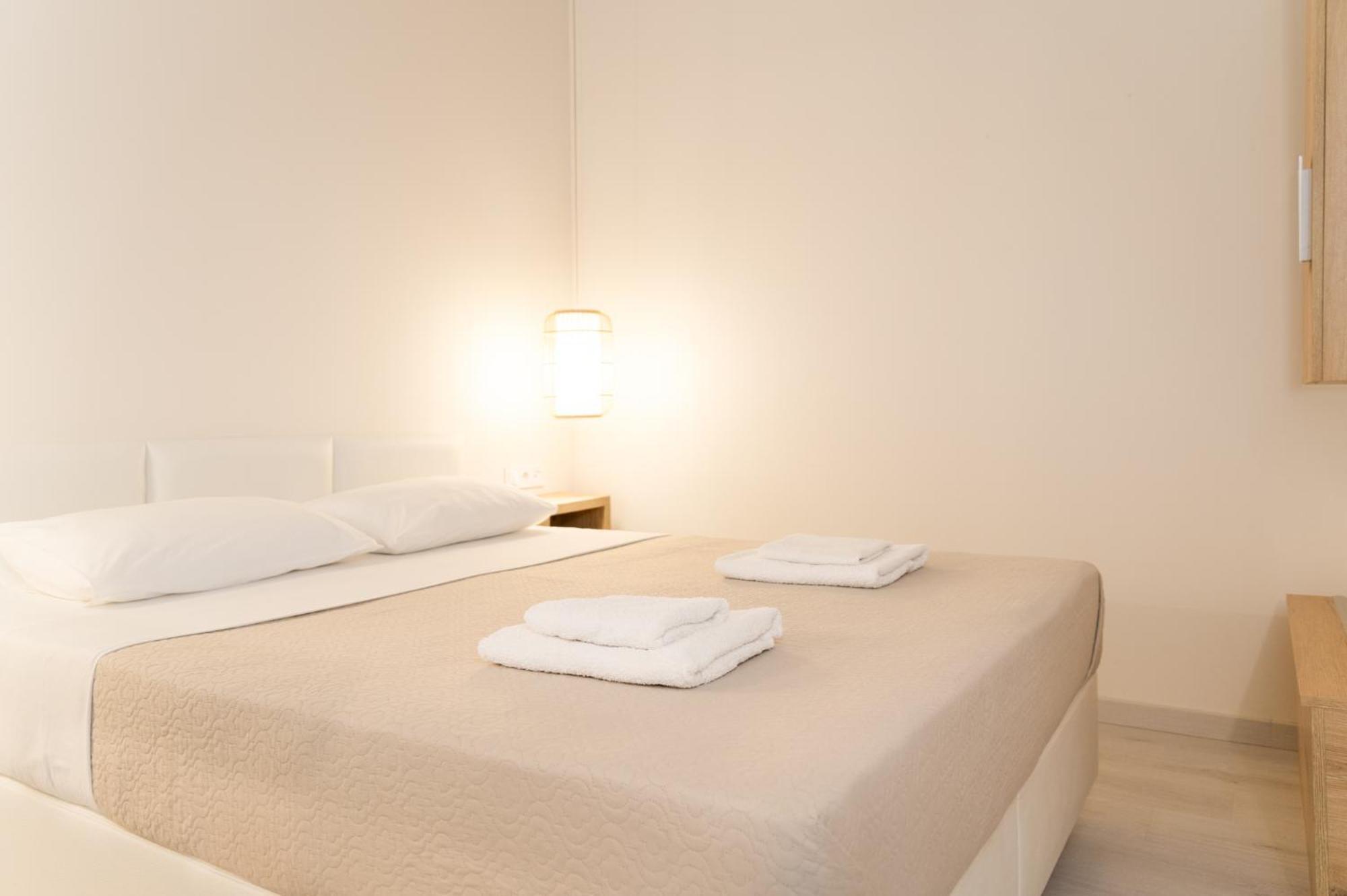 Mystery Suites And Apartments Neoi Poroi Extérieur photo