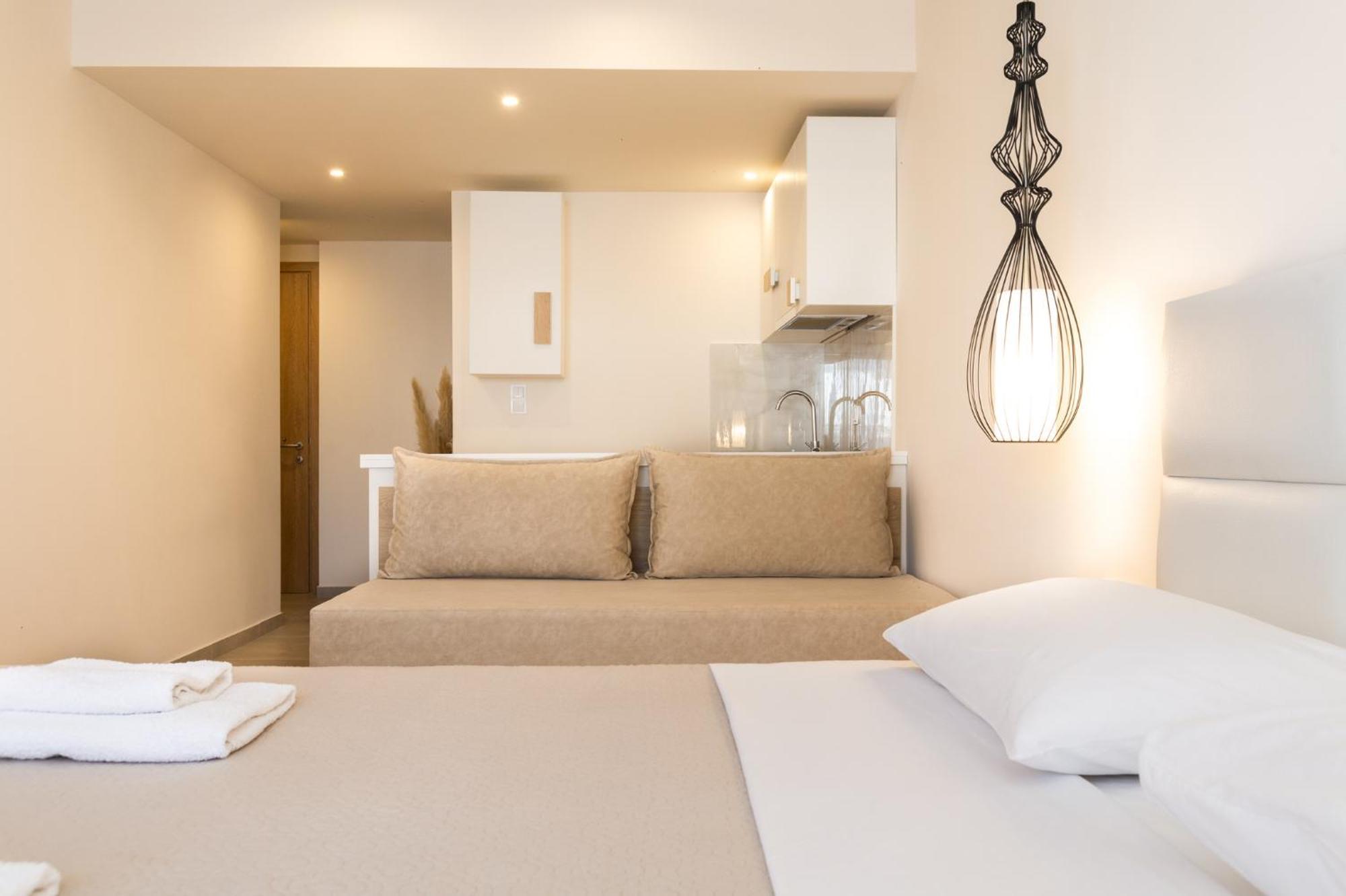 Mystery Suites And Apartments Neoi Poroi Extérieur photo