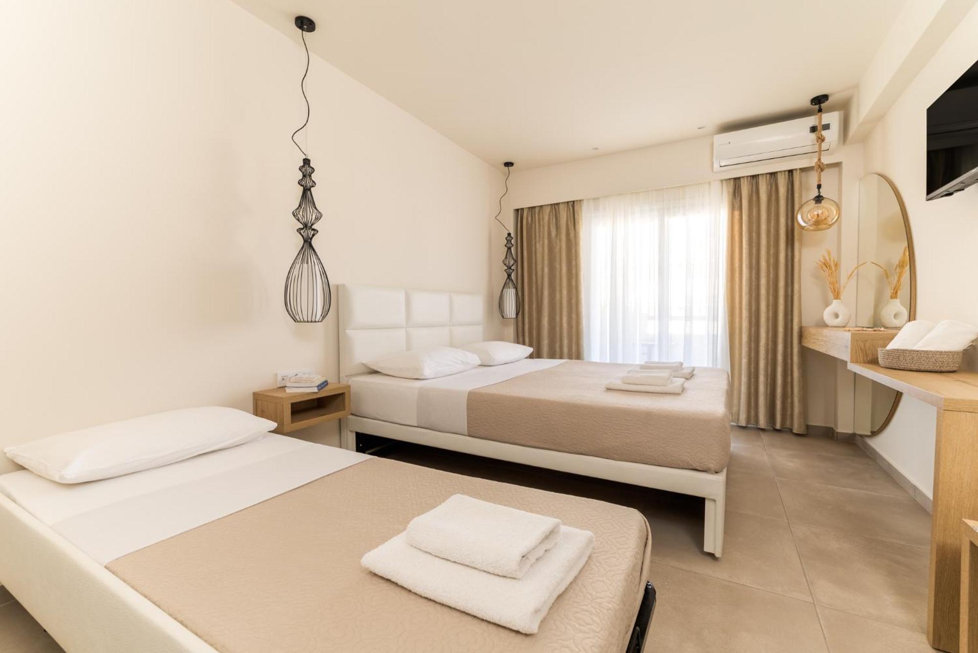 Mystery Suites And Apartments Neoi Poroi Extérieur photo